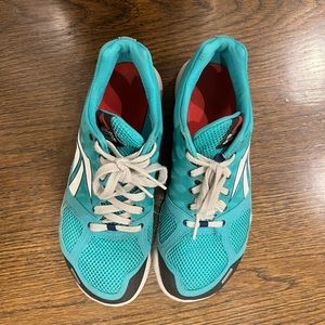 Women’s Reebok nanos - size 8 - teal - gently worn - great condition